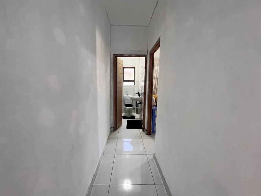 5 Bedroom Property for Sale in Wilkoppies North West